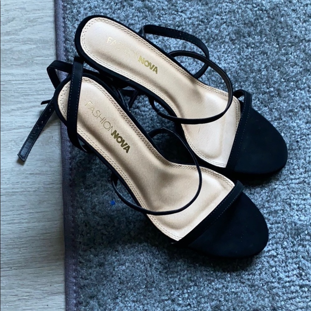 Cute open toe heels !